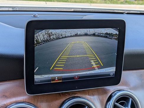 Certified 2018 Mercedes-Benz GLA 250 image 21