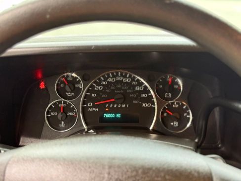 Used 2021 GMC Savana 2500 w/ Driver Convenience Package RWD image 29