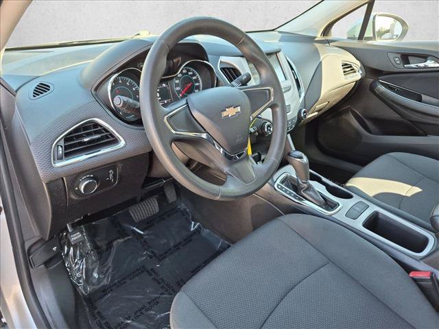 Used 2016 Chevrolet Cruze LS FWD image 10