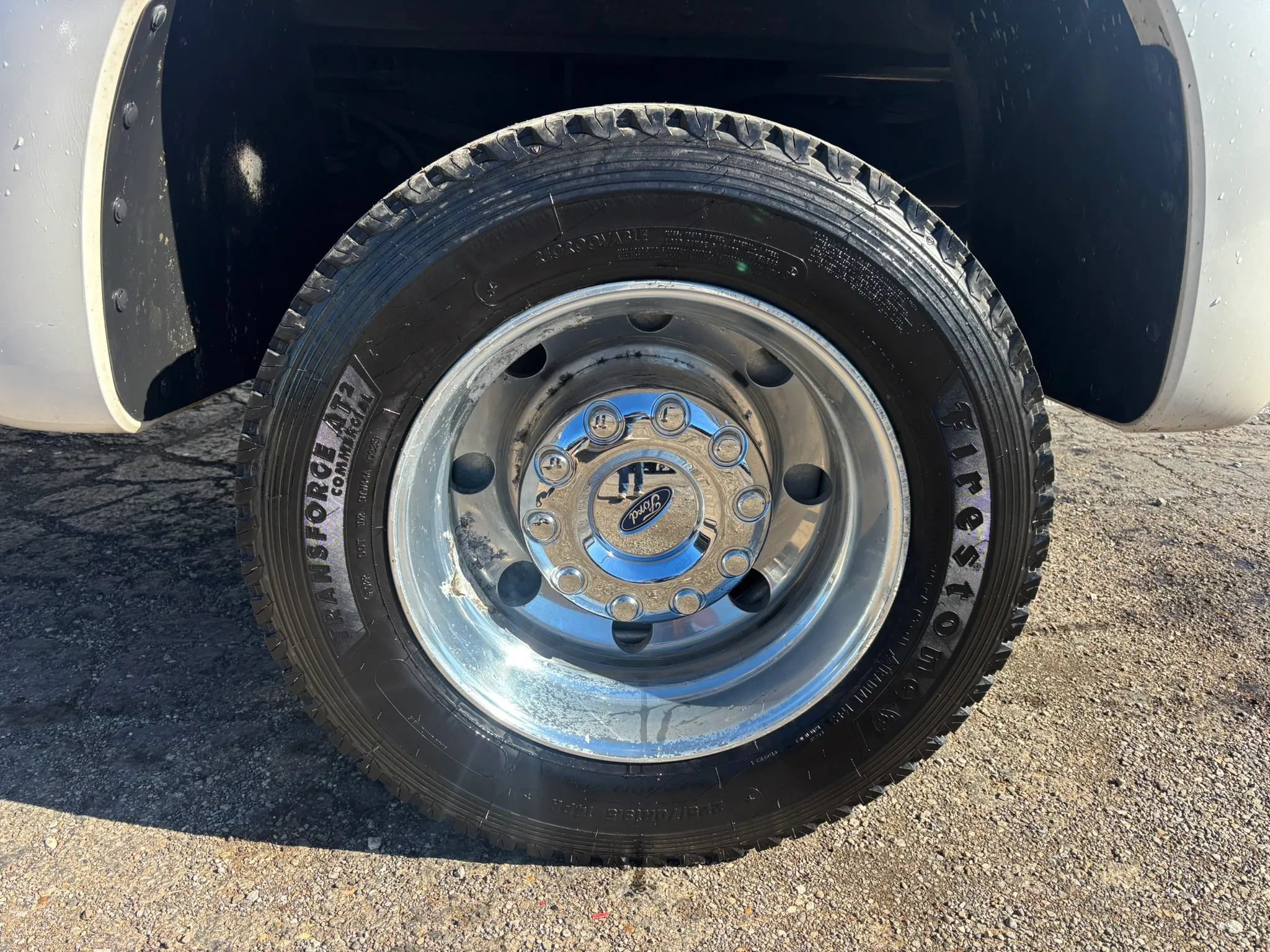Used 2016 Ford F450 Platinum AWD/4WD image 2
