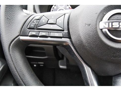 Used 2024 Nissan Kicks SV FWD image 15