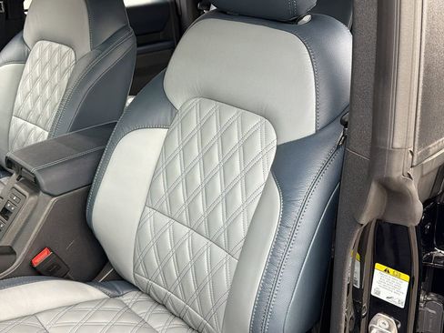 Used 2025 Ford Bronco Heritage Edition image 23