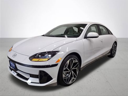 Certified 2025 Hyundai Ioniq 6 SEL image 2