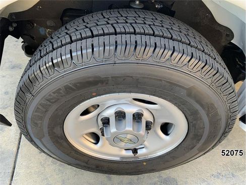 Used 2022 Chevrolet Express 2500 w/ Driver Convenience Package image 20