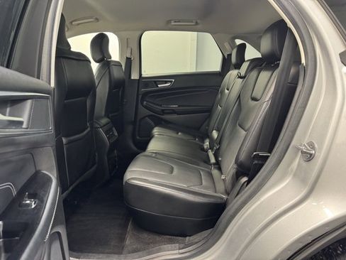 Used 2018 Ford Edge Titanium w/ Technology Package image 29