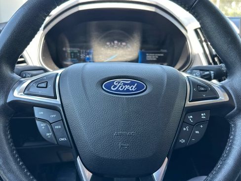 Used 2022 Ford Edge SEL AWD/4WD image 24