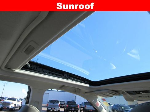 Used 2017 Subaru Forester 2.5i Limited AWD/4WD image 16