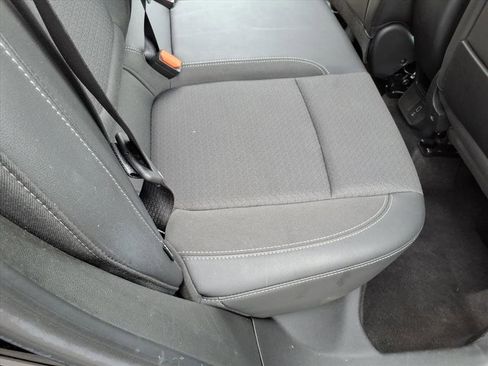 Used 2023 Buick Encore GX Select AWD/4WD image 17