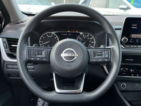 Used 2023 Nissan Rogue SV image 15