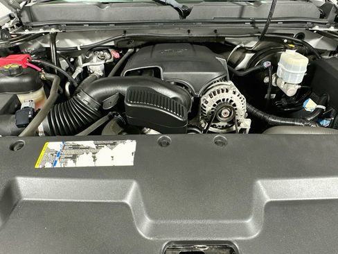 Used 2011 Chevrolet Silverado 1500 W/T AWD/4WD image 19