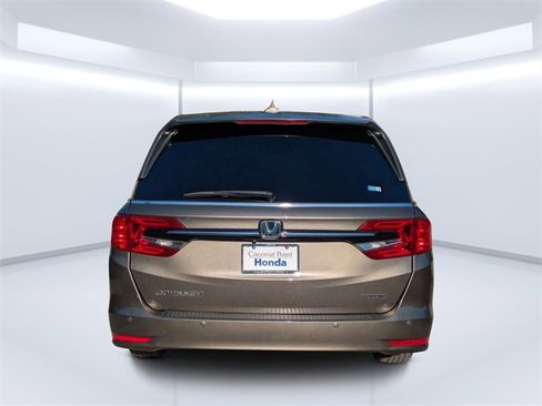 Certified 2022 Honda Odyssey Touring image 5