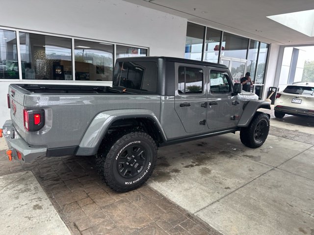 Used 2022 Jeep Gladiator Mojave w/ Cold Weather Group AWD/4WD image 4