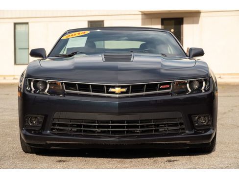 Used 2014 Chevrolet Camaro SS w/ RS Package RWD image 3