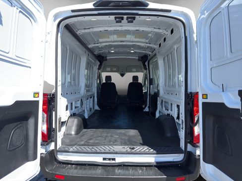 Used 2025 Ford Transit 250 148 Medium Roof image 22