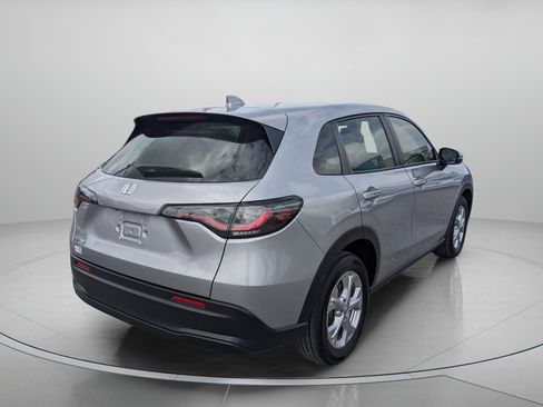 Used 2025 Honda HR-V LX image 8