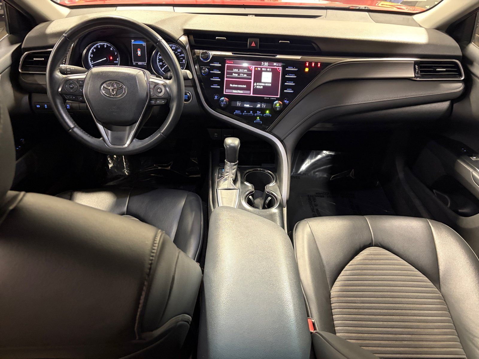 Used 2019 Toyota Camry SE w/ Audio Package FWD image 21