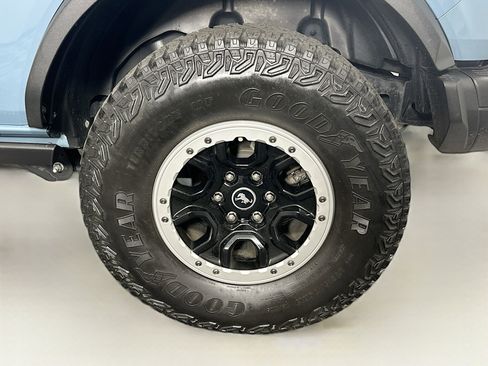 Used 2022 Ford Bronco Badlands w/ Sasquatch Package image 11