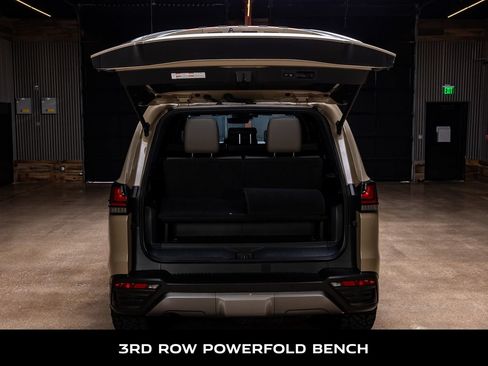 Used 2025 Lexus LX 700h Overtrail w/ Accessory Package (Z1) AWD/4WD image 9
