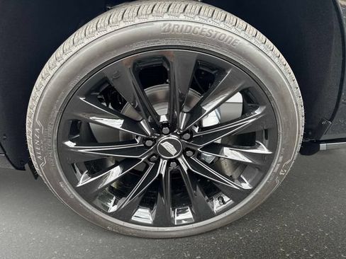 New 2026 Cadillac Escalade Platinum Sport w/ LPO, ONYX Package AWD/4WD image 11
