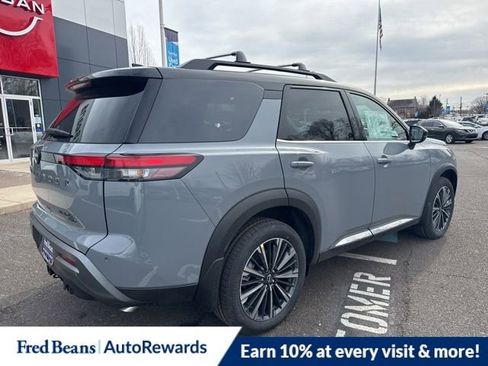 New 2026 Nissan Pathfinder Platinum w/ Cargo Package image 10