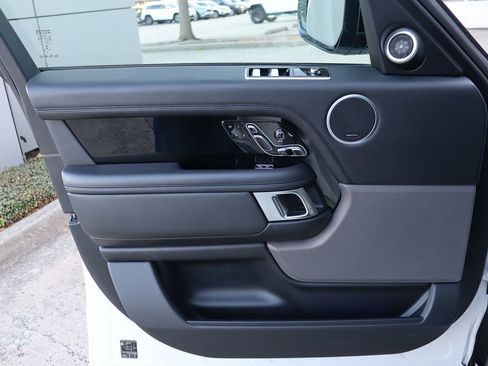 Used 2020 Land Rover Range Rover HSE image 45