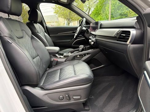 Certified 2025 Kia Telluride SX Prestige X-Line AWD/4WD image 24