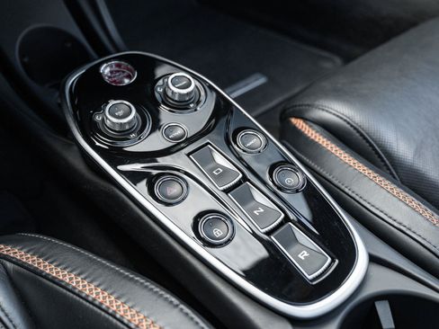 Used 2023 McLaren GT RWD image 26