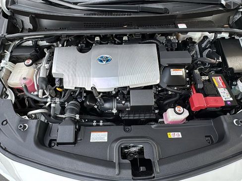 Used 2019 Toyota Prius Prime Premium image 26