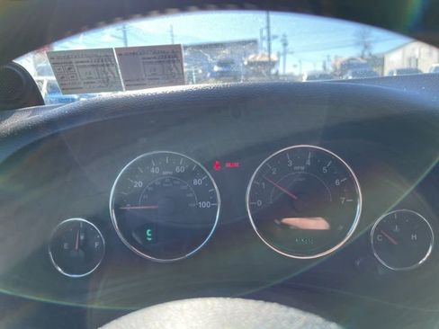 Used 2013 Jeep Wrangler Unlimited Sport image 14