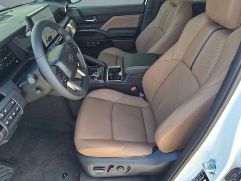 New 2026 Toyota 4Runner Limited image 5