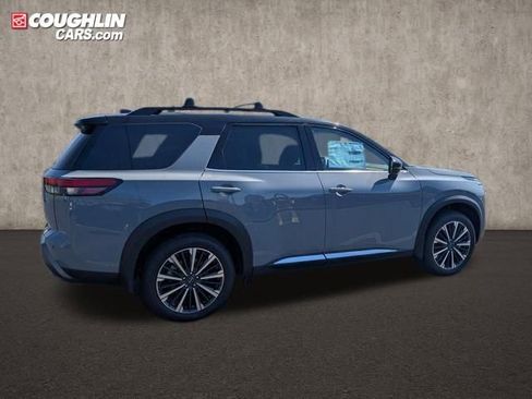 New 2026 Nissan Pathfinder Platinum image 9