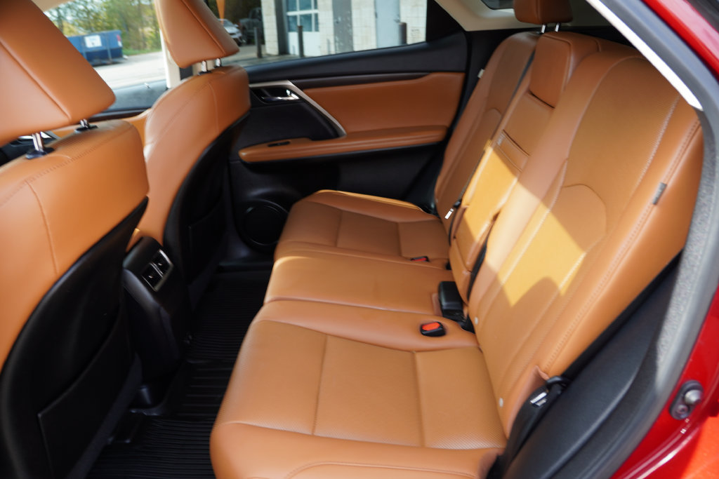 Used 2022 Lexus RX 350 AWD w/ Premium Package image 17