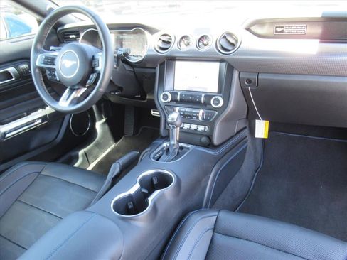 Used 2020 Ford Mustang GT Premium w/ GT Performance Package RWD image 11