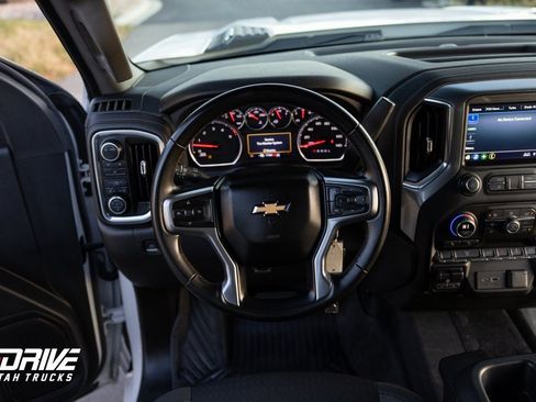 Used 2023 Chevrolet Silverado 2500 LT image 23