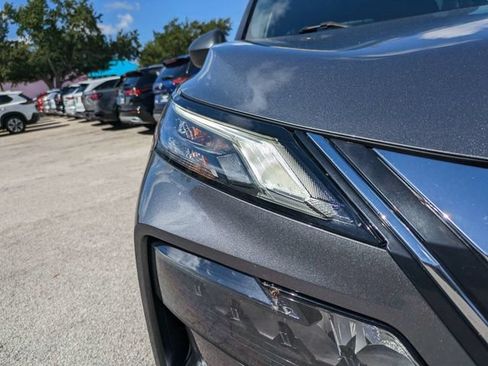 Used 2023 Nissan Rogue S FWD image 10