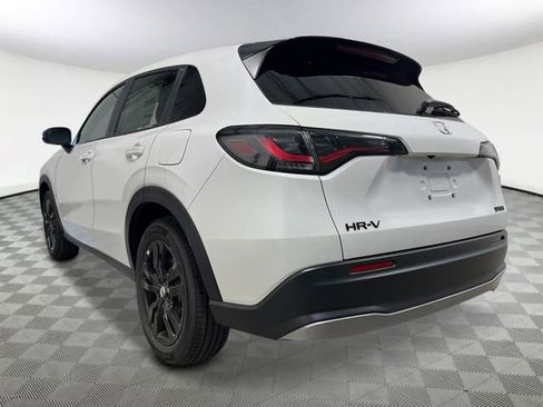 New 2027 Honda HR-V Sport image 4