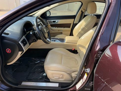 Used 2013 Jaguar XF 3.0 RWD image 10