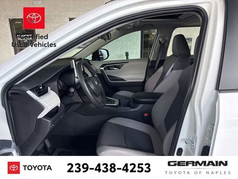 Certified 2025 Toyota RAV4 XLE w/ Convenience Package image 14