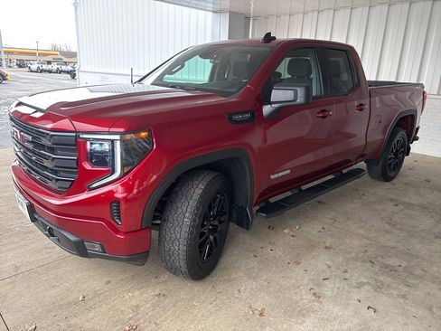 Used 2023 GMC Sierra 1500 Elevation image 3