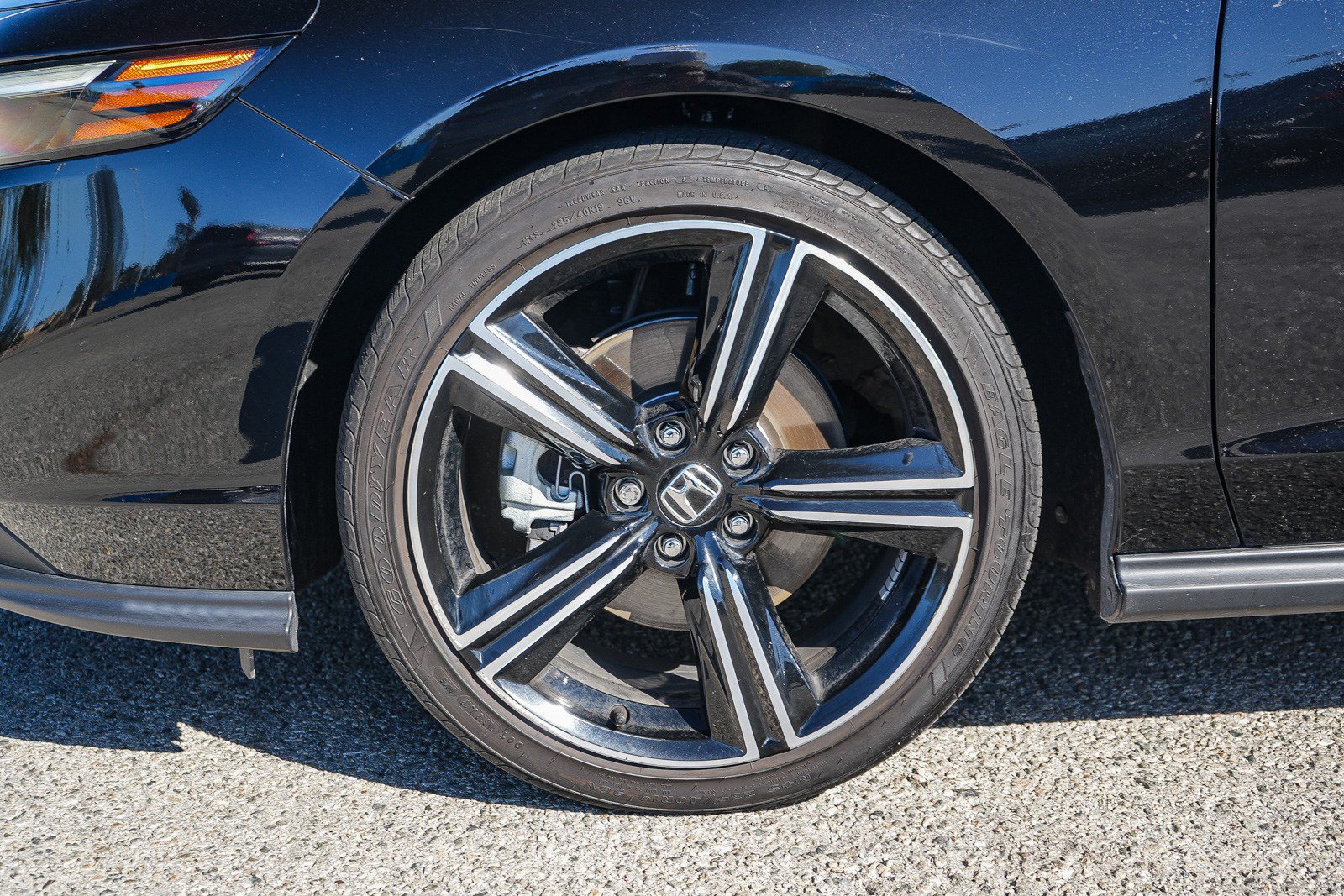 Used 2025 Honda Accord Sport image 12