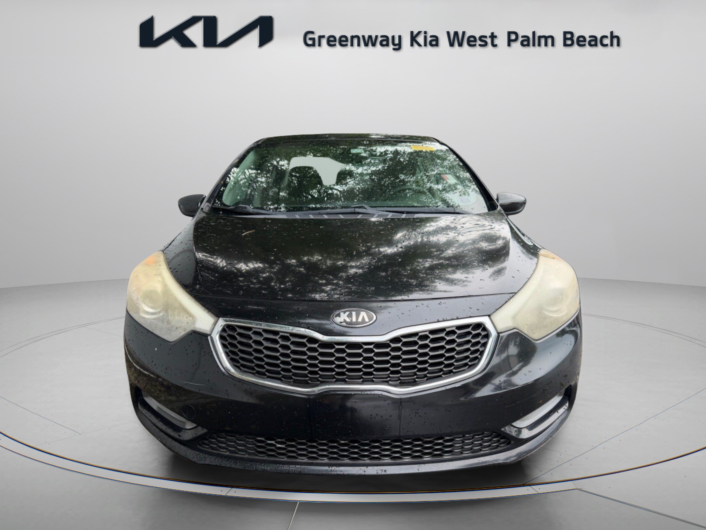 Used 2015 Kia Forte LX FWD image 2
