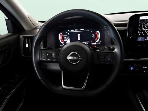 Used 2023 Nissan Pathfinder Platinum w/ Lighting Package (N93) FWD image 27
