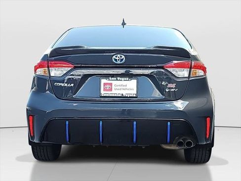 Certified 2025 Toyota Corolla SE w/ SE Premium Package FWD image 6