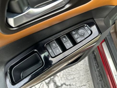 Used 2022 Nissan Pathfinder Platinum w/ Lighting Package (N93) image 11