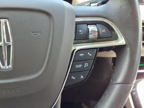 Used 2022 Lincoln Nautilus Reserve AWD/4WD image 22