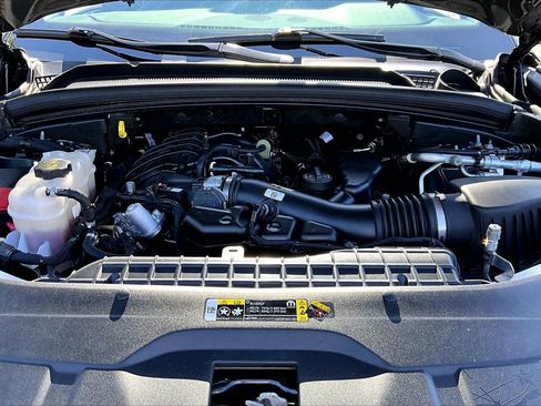 Used 2021 Jeep Grand Cherokee L Laredo RWD image 36