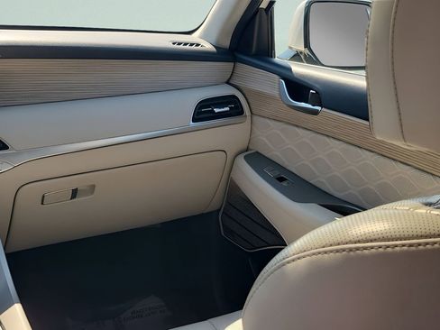Used 2021 Hyundai Palisade Calligraphy image 19