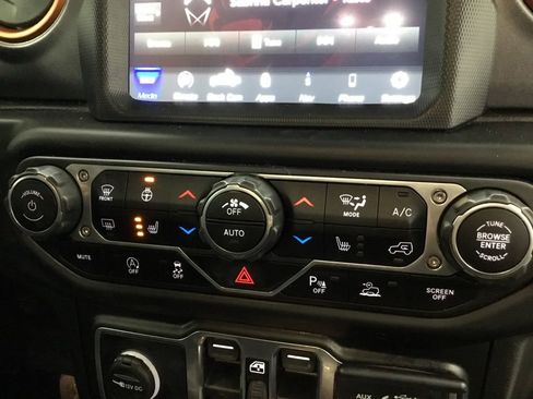 Used 2021 Jeep Gladiator Mojave image 26
