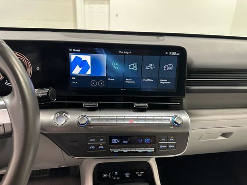 Used 2025 Hyundai Kona SEL AWD/4WD image 9
