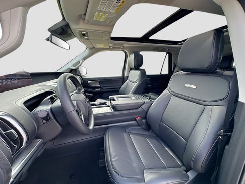 New 2026 Ford Expedition Platinum w/ Driver's Package AWD/4WD image 15